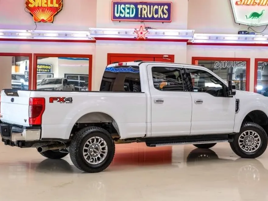 2020 Ford F-250 XLT photo 1
