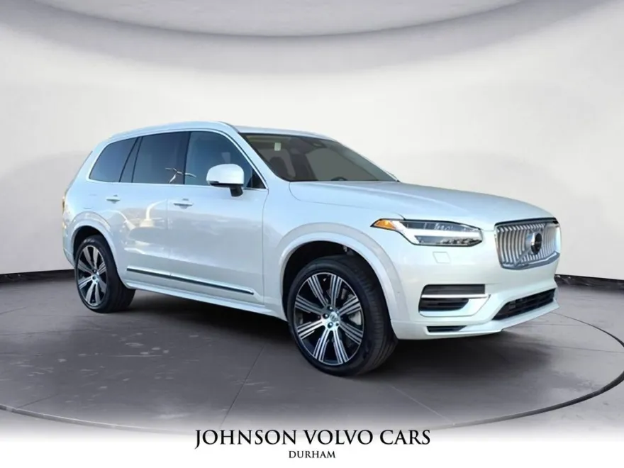 2025 Volvo XC90 T8 AWD photo 1