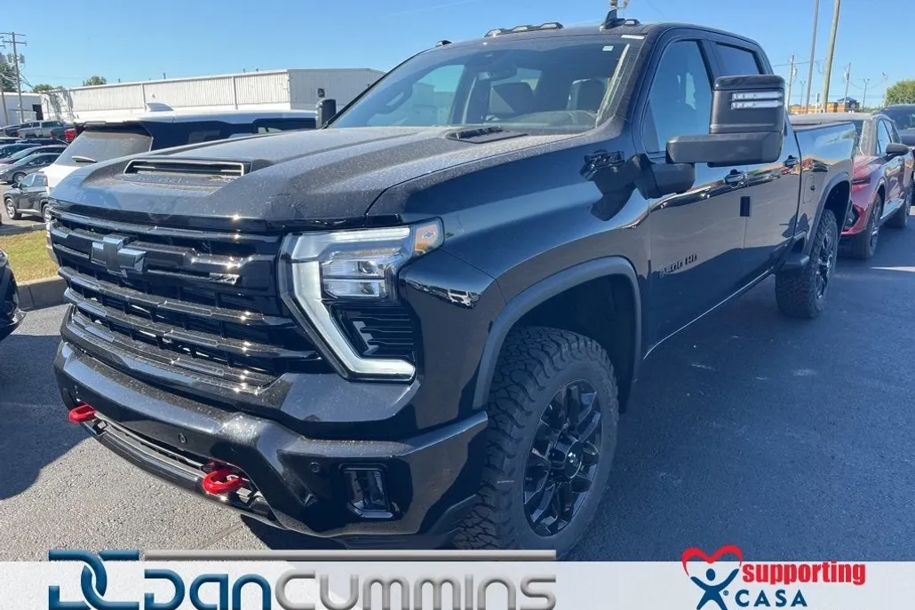 2025 Chevrolet Silverado 2500HD LT photo 1
