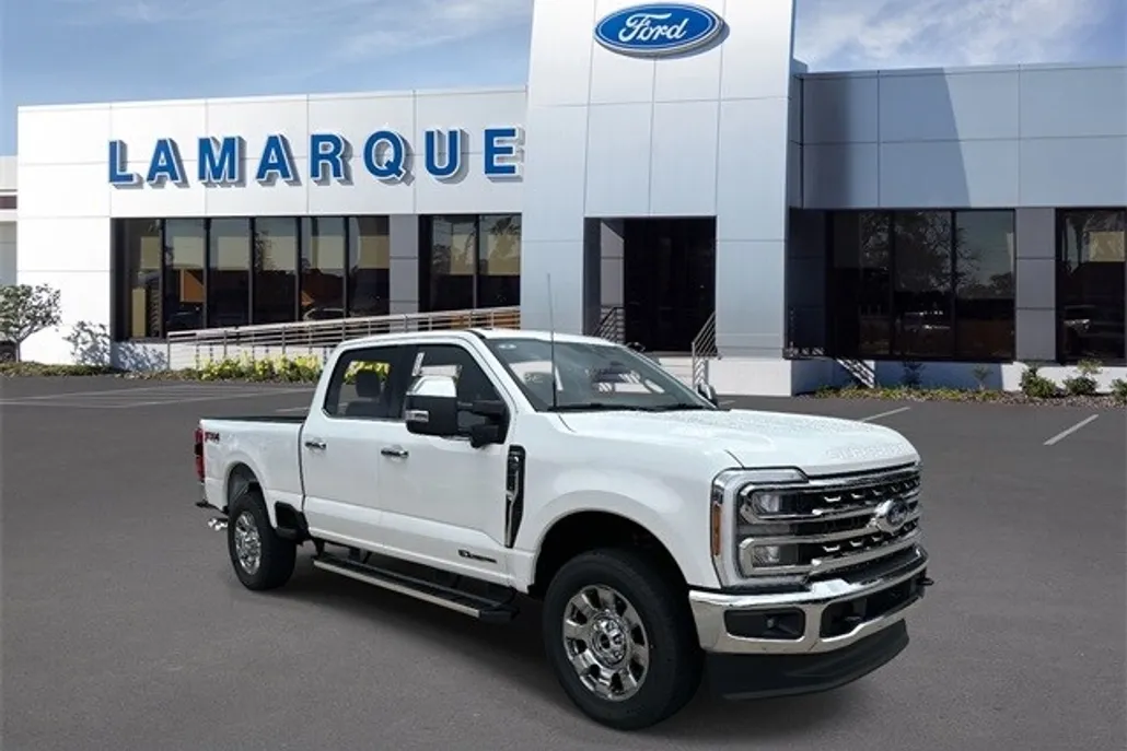 2025 Ford F-250 photo 1