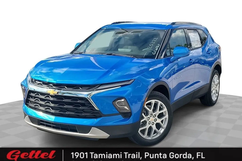 2025 Chevrolet Blazer 2LT photo 1