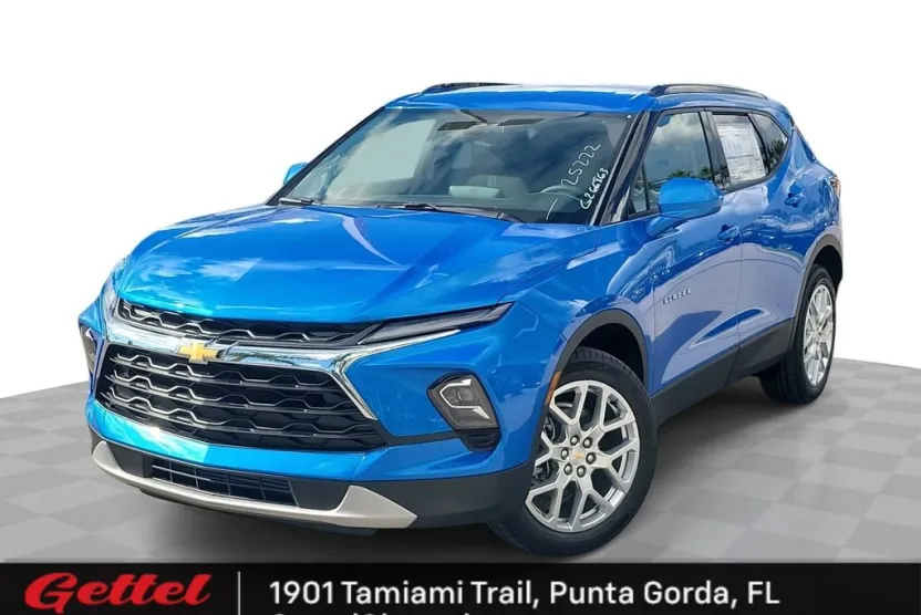2025 Chevrolet Blazer 2LT photo 1