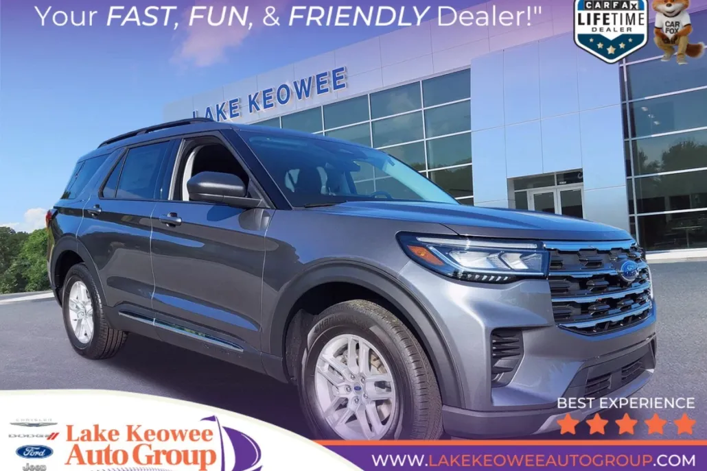 2025 Ford Explorer photo 1