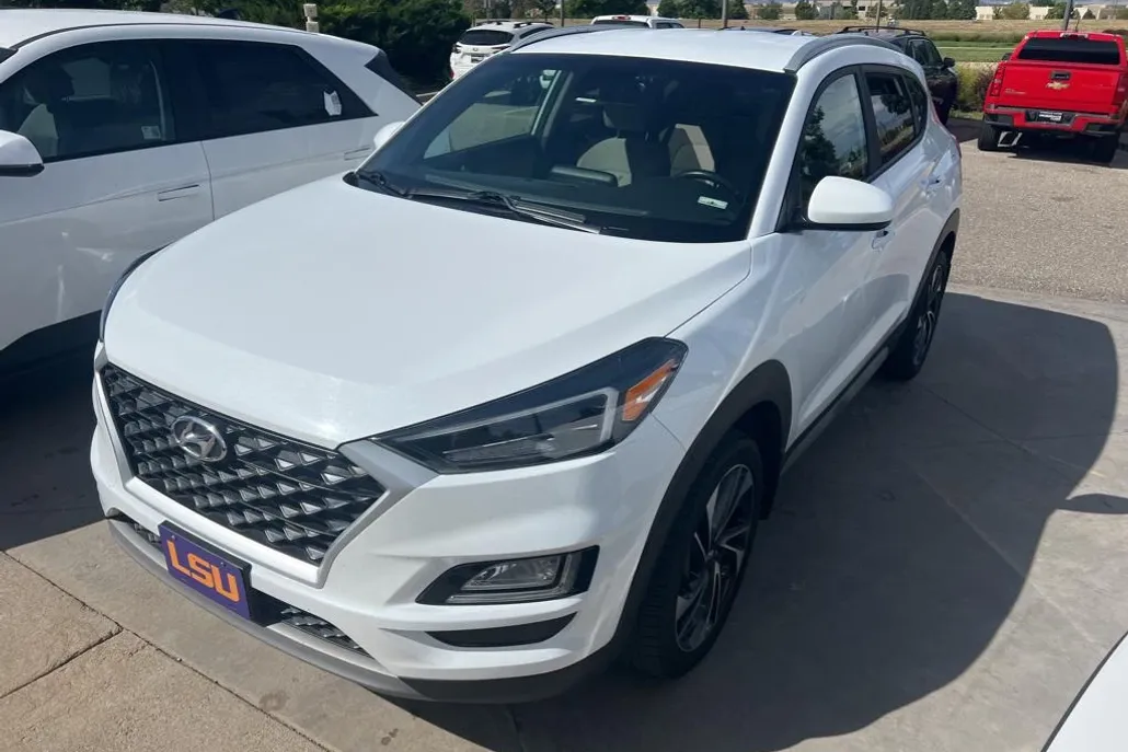 2021 Hyundai Tucson Sport photo 1