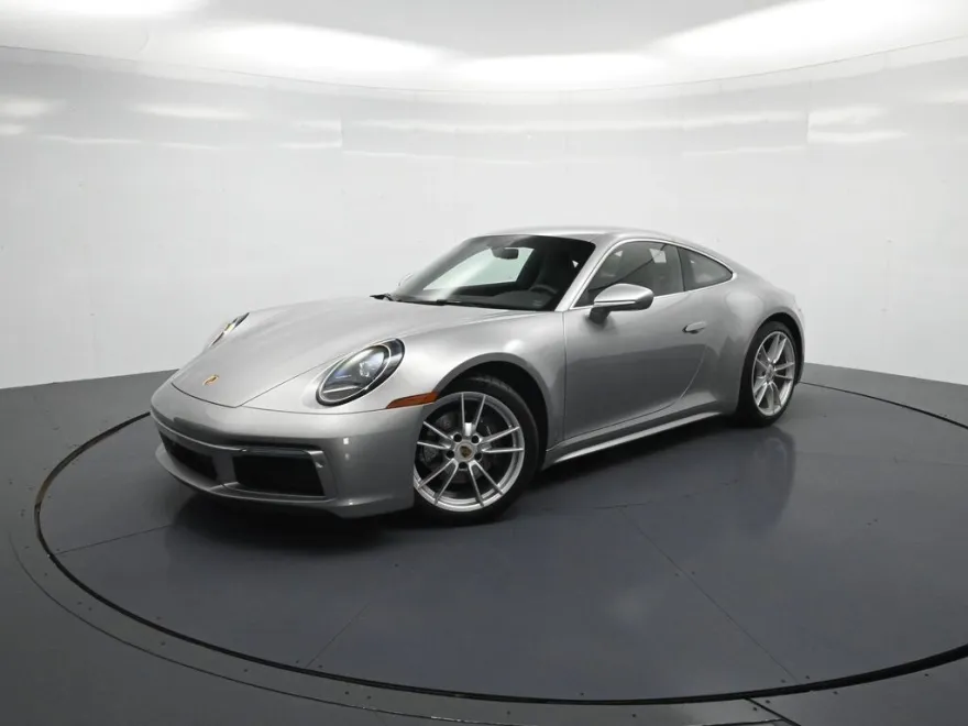 2024 Porsche 911 photo 1