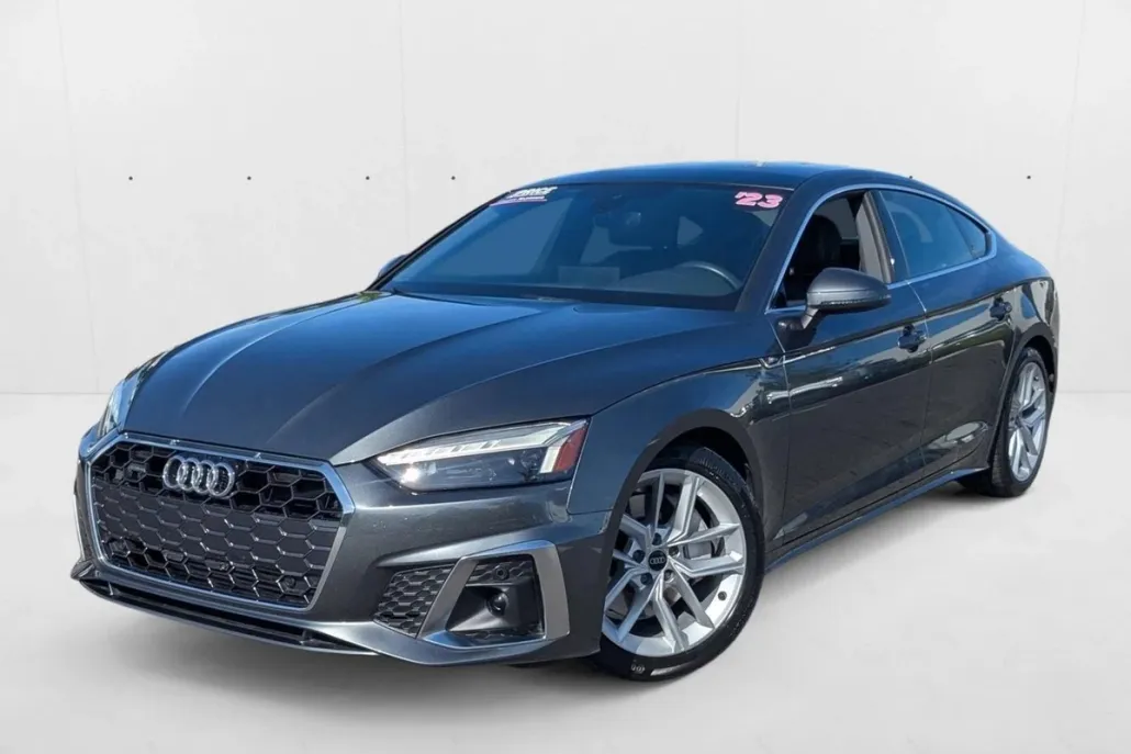 2023 Audi A5 45 S line Premium photo 1