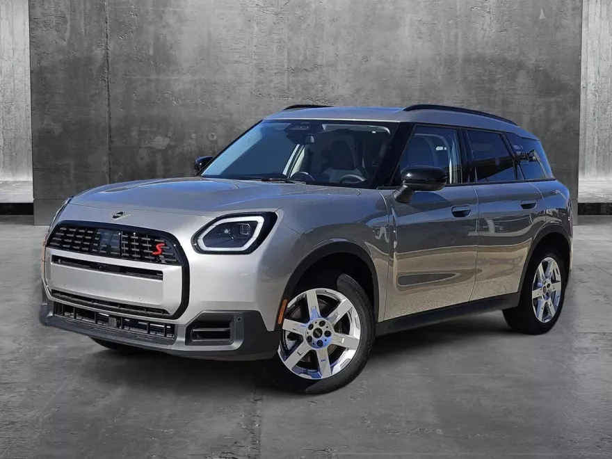 2025 Mini Countryman S ALL4 Iconic photo 1