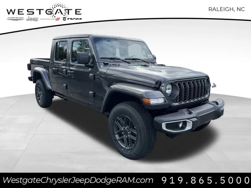 2025 Jeep Gladiator Sport S photo 1