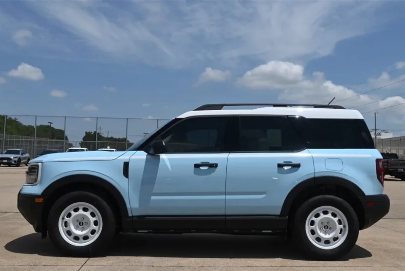 2025 Ford Bronco Sport Heritage photo 1