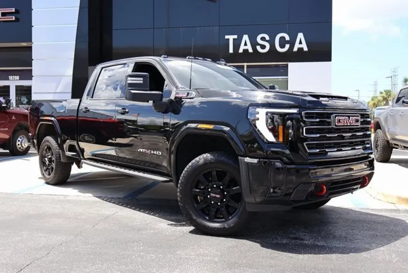 2025 Gmc Sierra 3500 HD AT4 photo 1