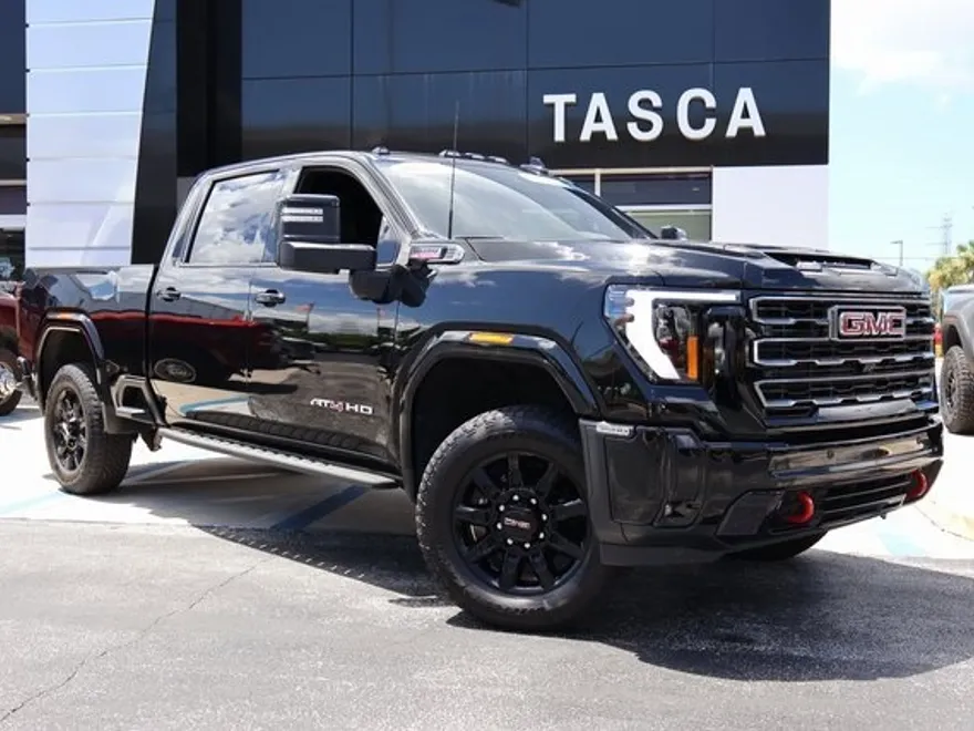 2025 Gmc Sierra 3500 HD AT4 photo 1