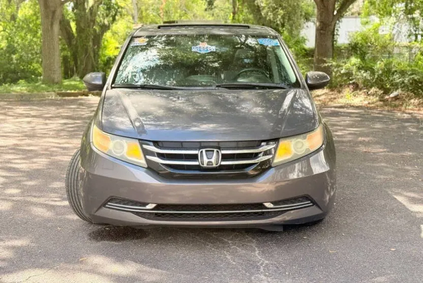 2015 Honda Odyssey EX-L photo 1