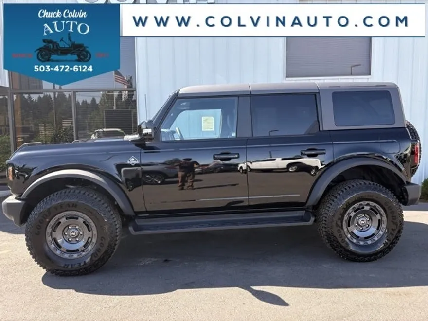 2025 Ford Bronco Outer Banks photo 1