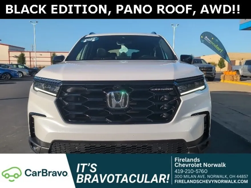 2025 Honda Pilot Black Edition photo 1