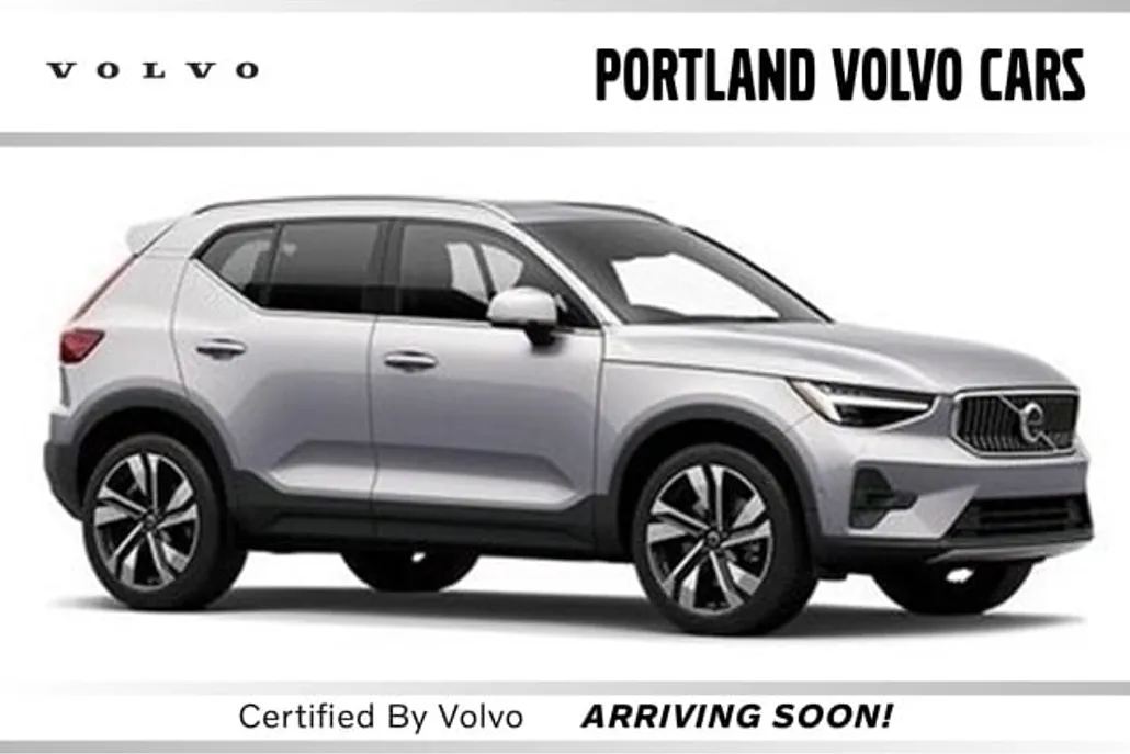 2025 Volvo XC40 Plus photo 1