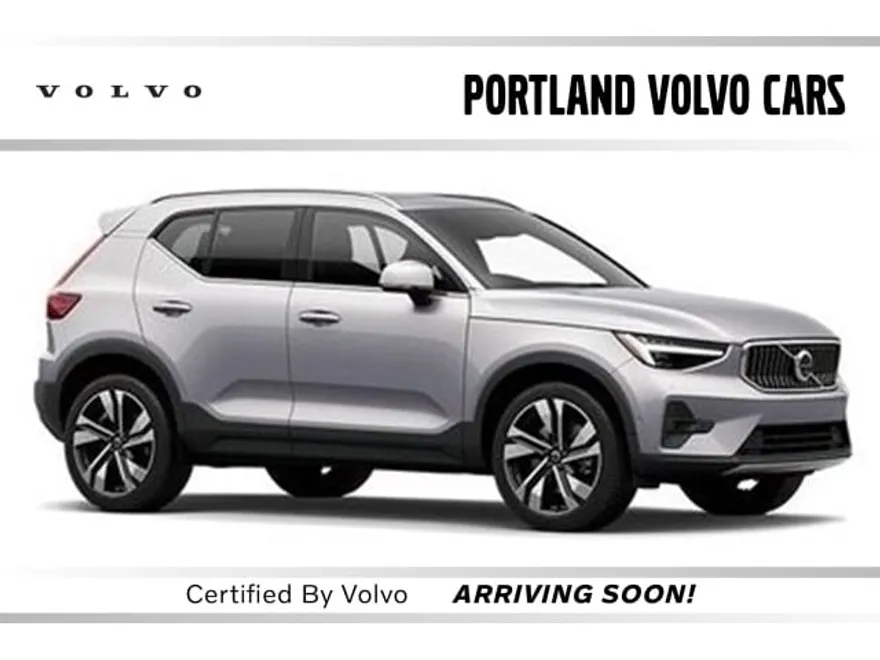 2025 Volvo XC40 Plus photo 1