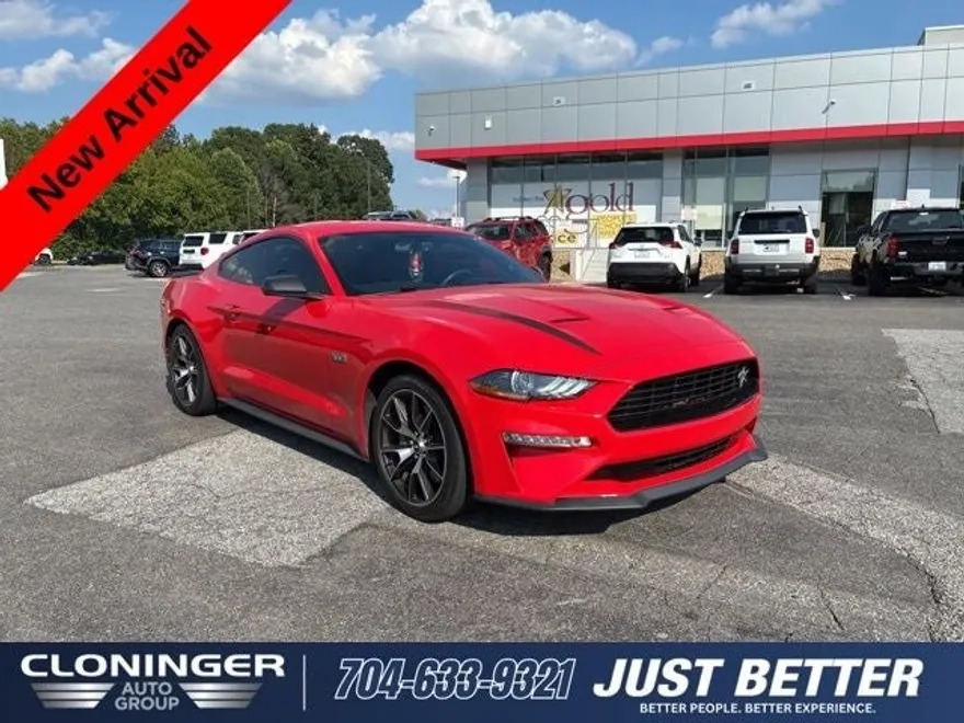 2020 Ford Mustang EcoBoost Premium photo 1