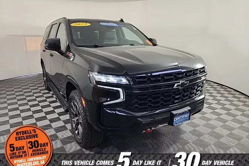 2023 Chevrolet Tahoe Z71 photo 1