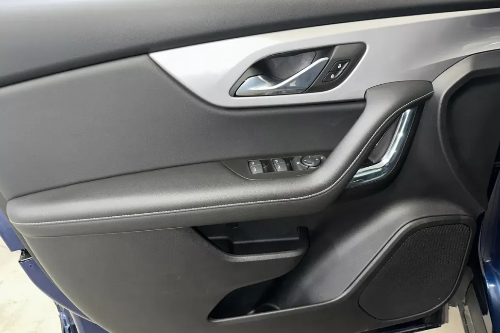 2023 Chevrolet Blazer 2LT photo 1