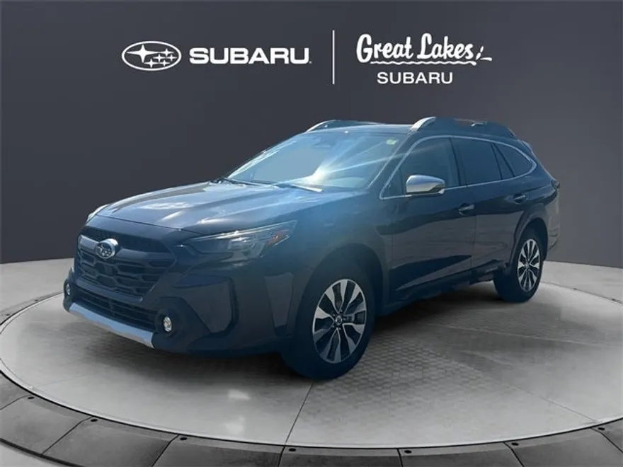 2025 Subaru Outback Touring photo 1