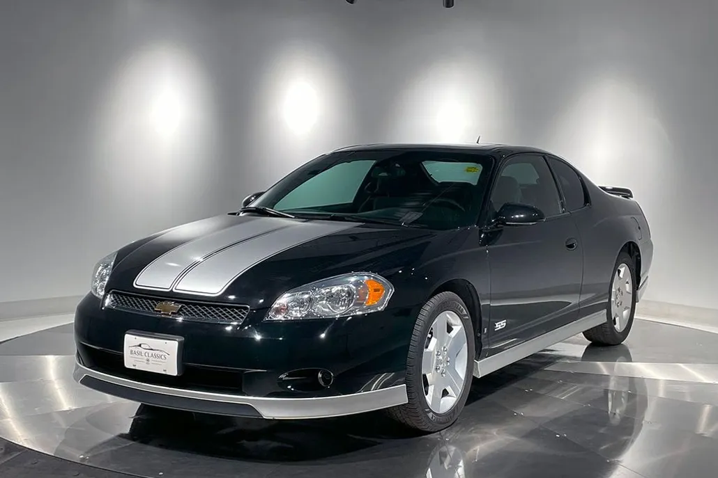 2006 Chevrolet Monte Carlo SS photo 1