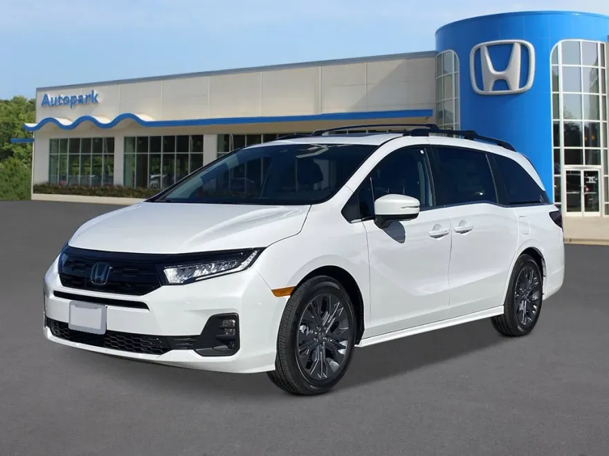 2026 Honda Odyssey Touring photo 1