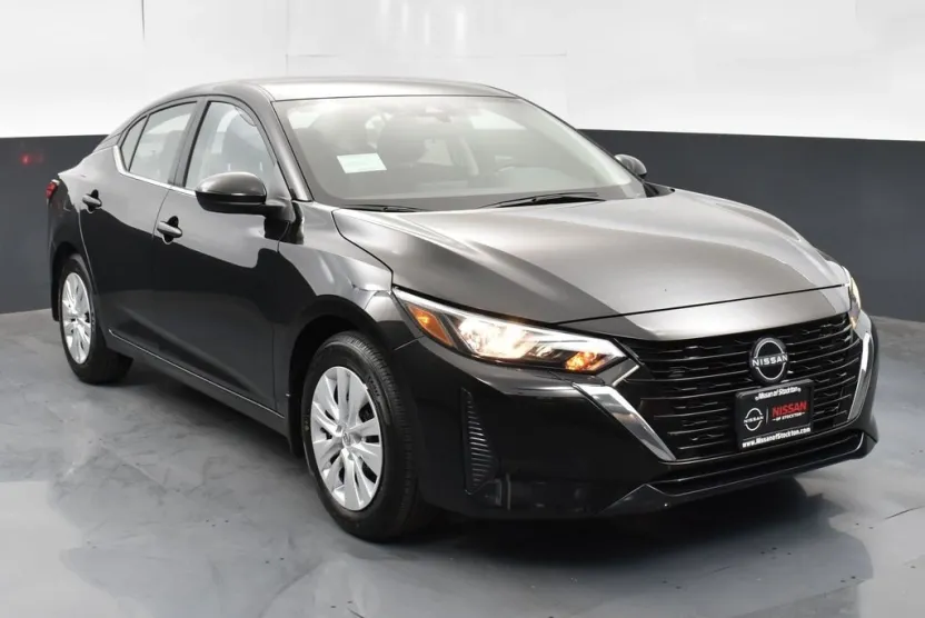 2025 Nissan Sentra S photo 1