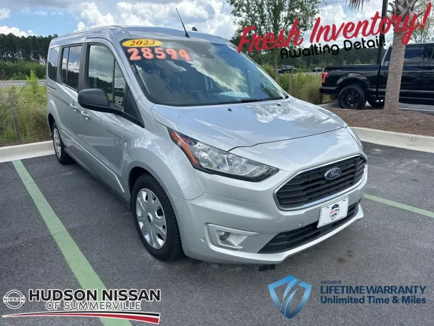 2023 Ford Transit XLT photo 1