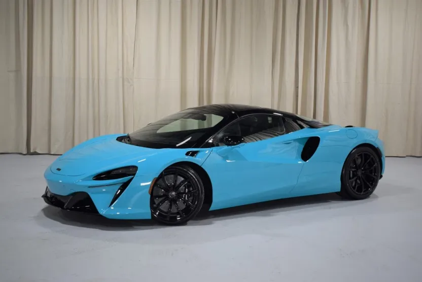 2025 Mclaren ARTURA photo 1