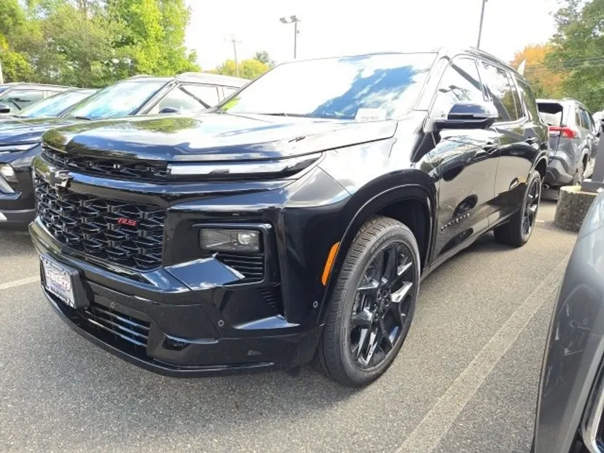 2026 Chevrolet Traverse RS photo 1