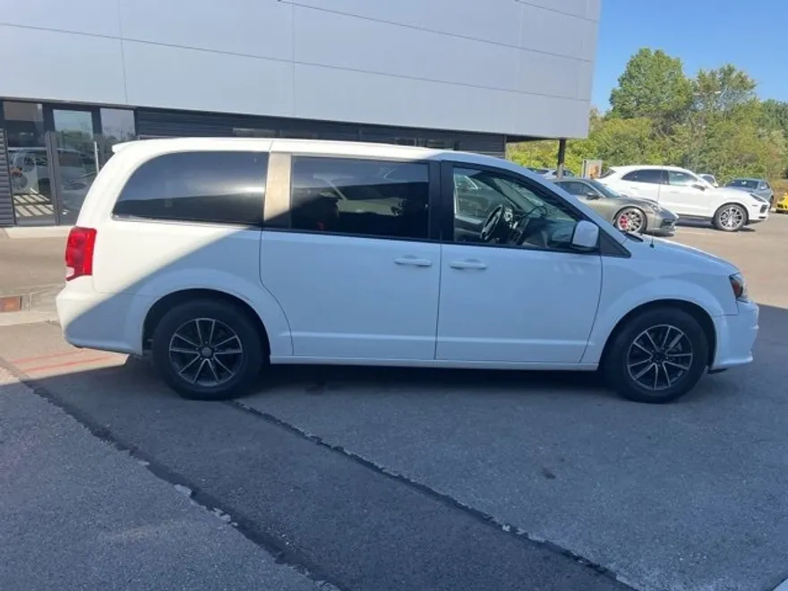 2018 Dodge Grand Caravan GT photo 1