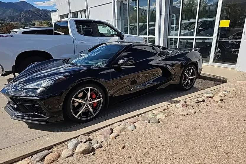 2021 Chevrolet Corvette Stingray 3LT photo 1