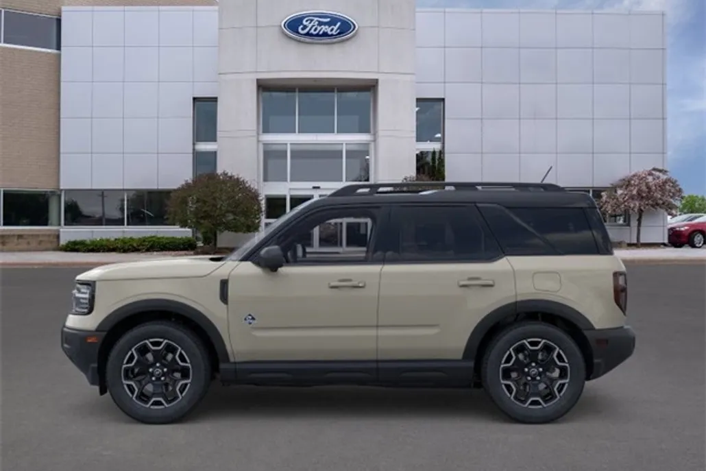 2025 Ford Bronco Sport Outer Banks photo 1