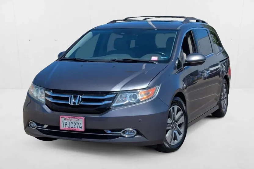 2016 Honda Odyssey Touring Elite photo 1