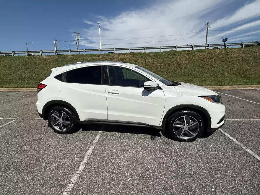 2021 Honda HR-V EX 2WD photo 1