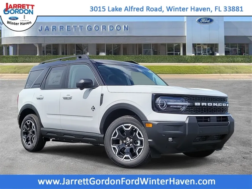 2025 Ford Bronco Sport Outer Banks photo 1