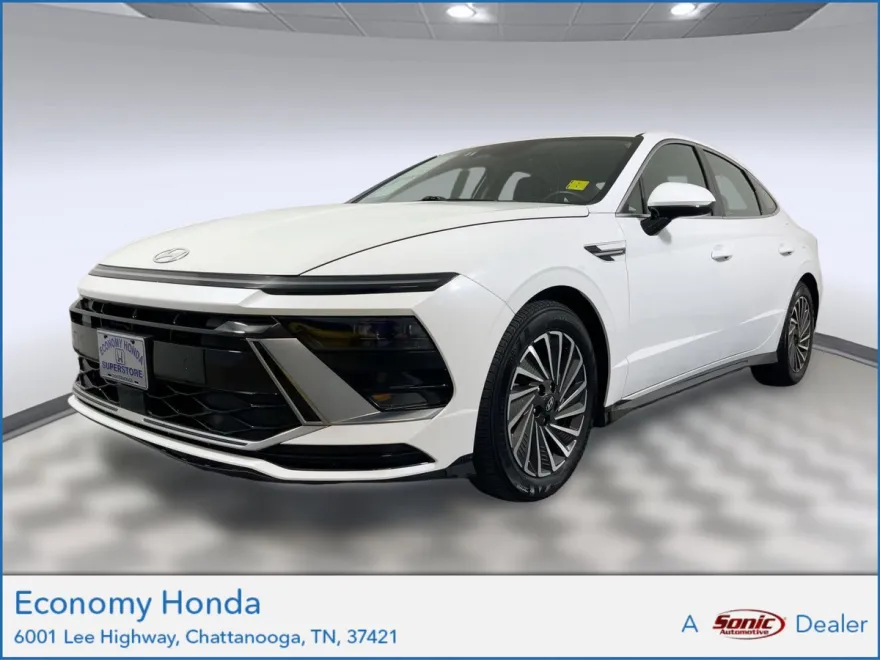 2024 Hyundai Sonata Hybrid SEL photo 1