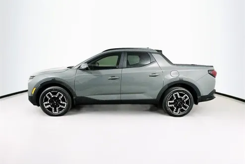 2025 Hyundai Santa Cruz Limited photo 2