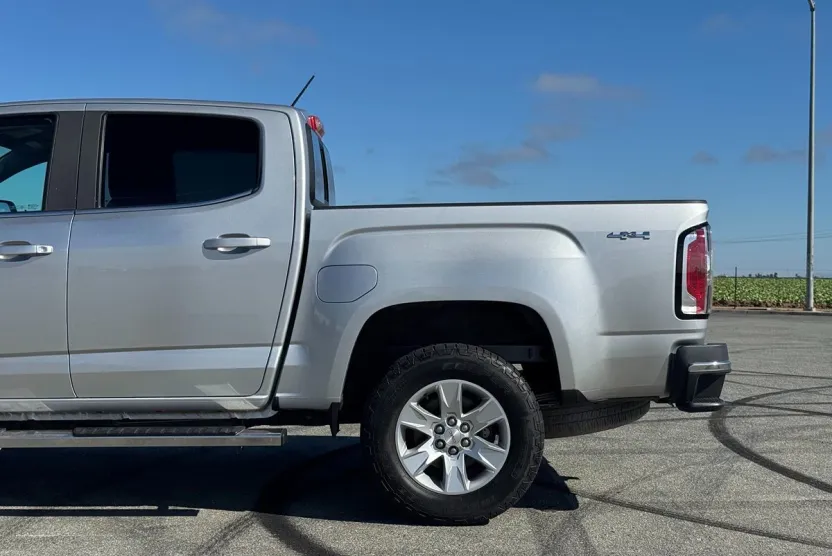 2018 Gmc Canyon SLE photo 1