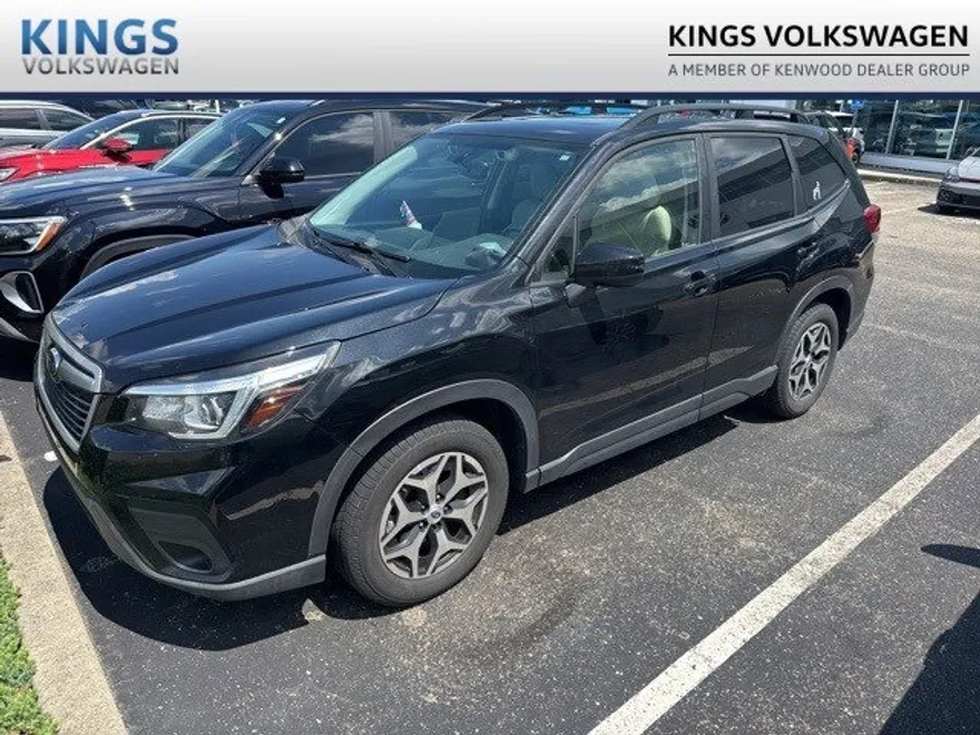 2020 Subaru Forester Premium photo 1