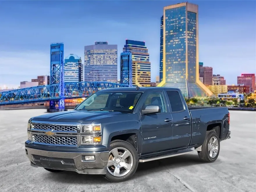 2014 Chevrolet Silverado 1500 LT photo 1