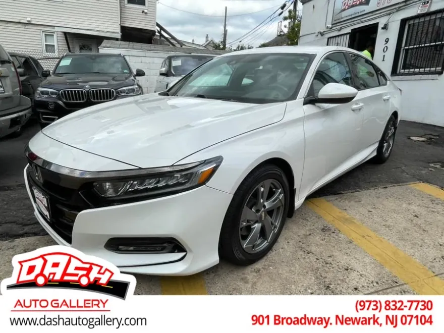 2018 Honda Accord Sport 1.5T photo 3