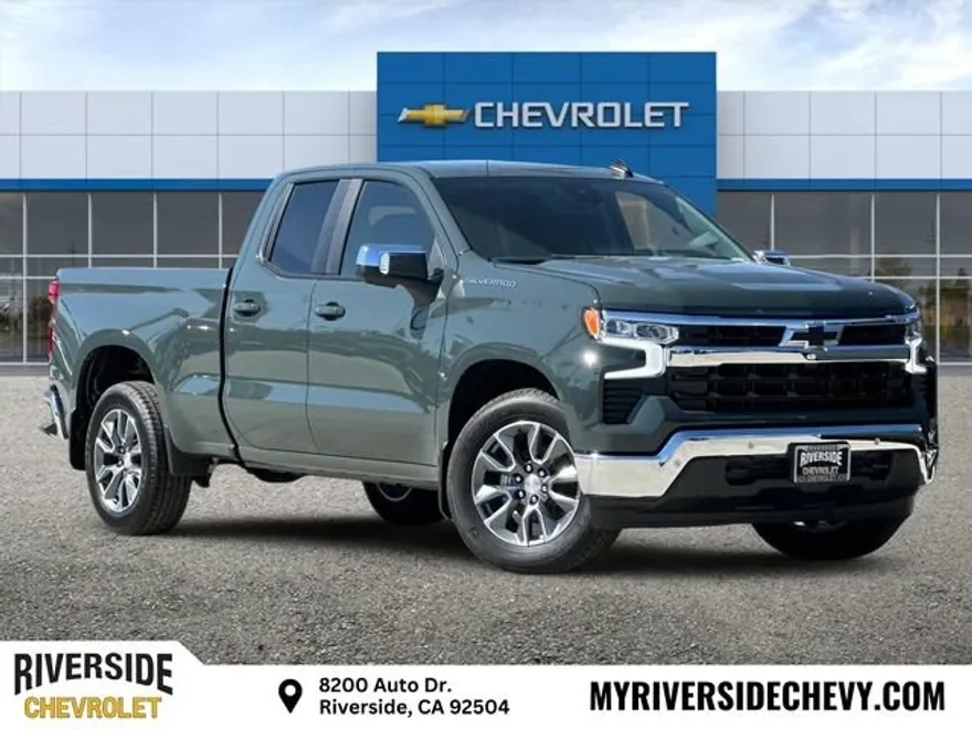 2025 Chevrolet Silverado 1500 LT photo 1