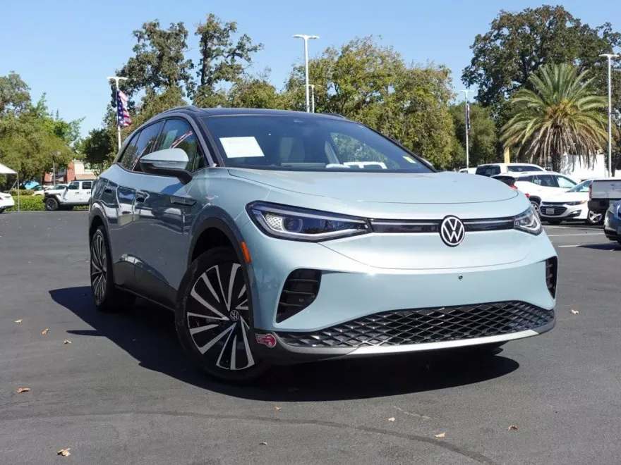 2023 Volkswagen ID.4 Pro Plus photo 1