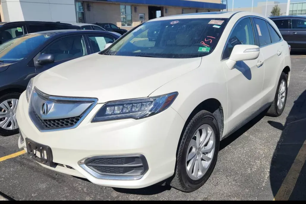 2017 Acura RDX Technology Plus photo 1
