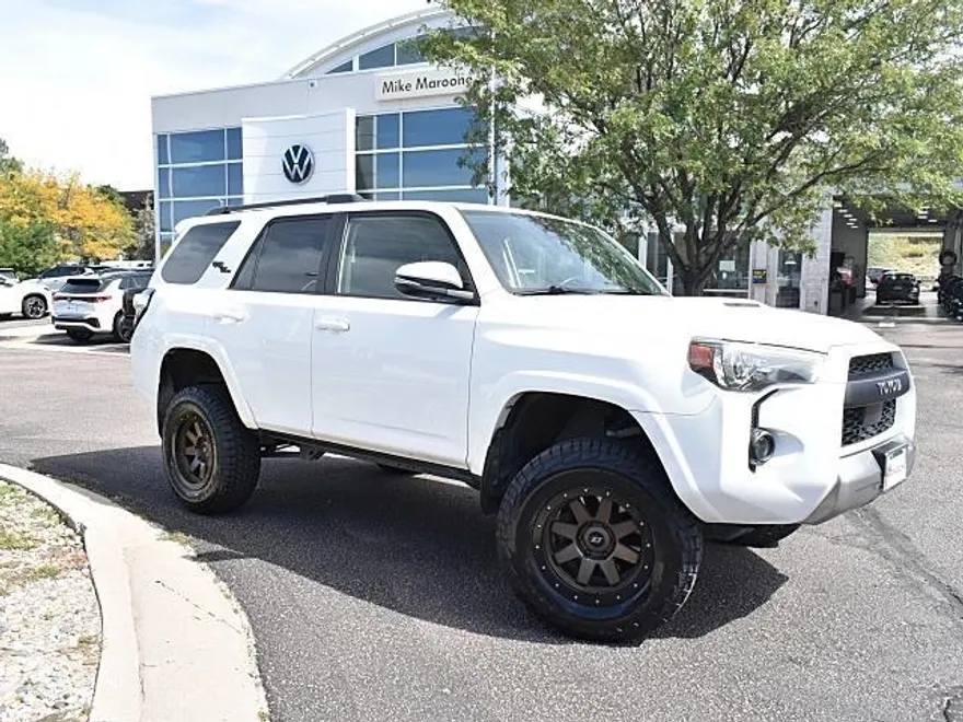 2021 Toyota 4Runner TRD Off-Road Premium photo 1