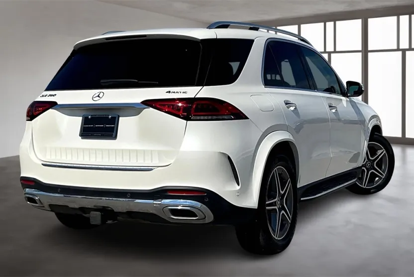 2022 Mercedes Benz GLE 350 4MATIC photo 1
