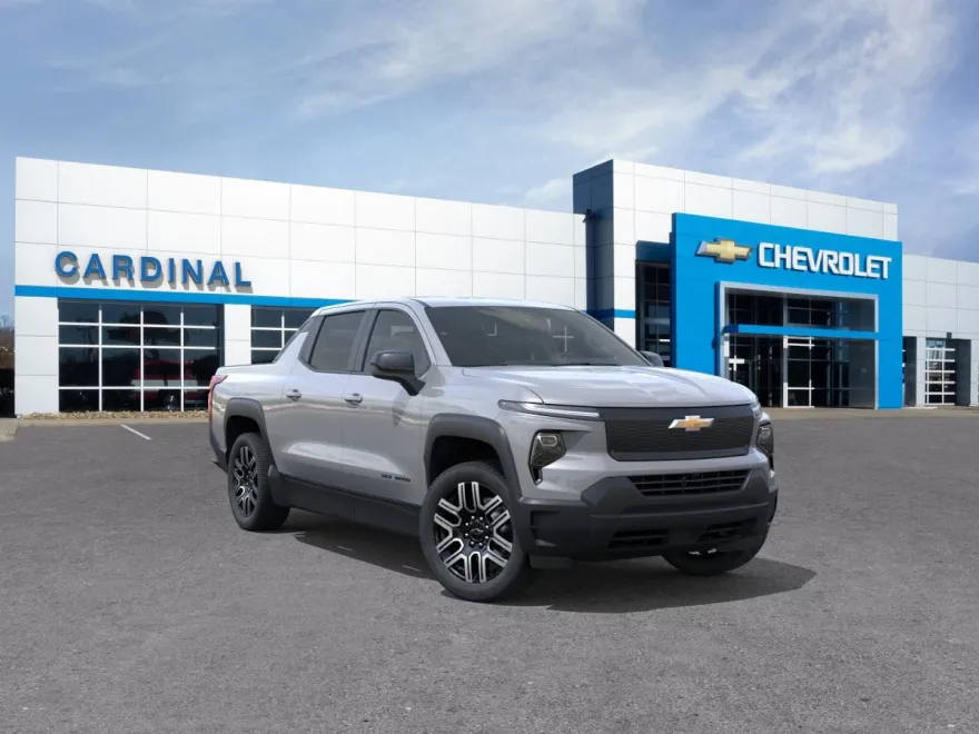 2026 Chevrolet Silverado EV photo 1