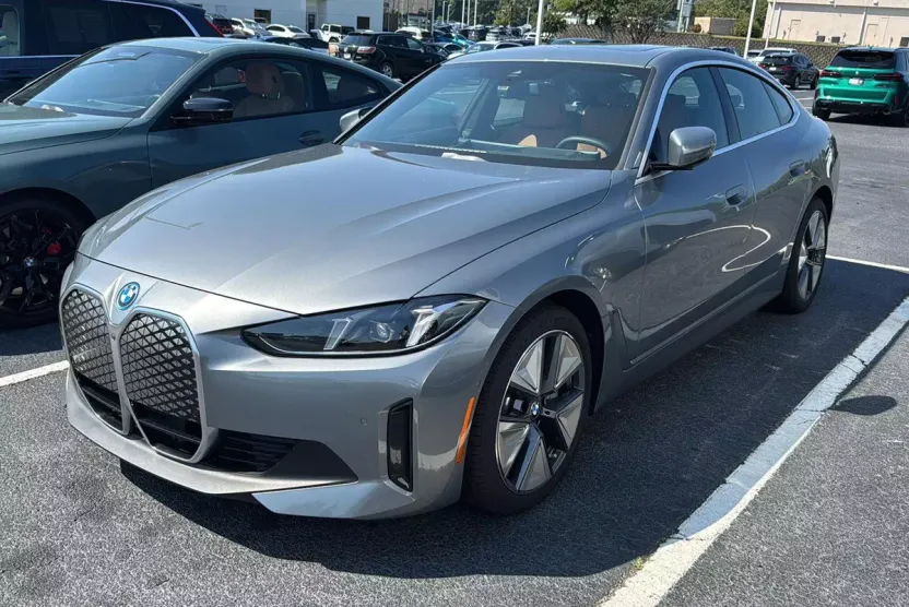 2025 Bmw i4 eDrive40 photo 1