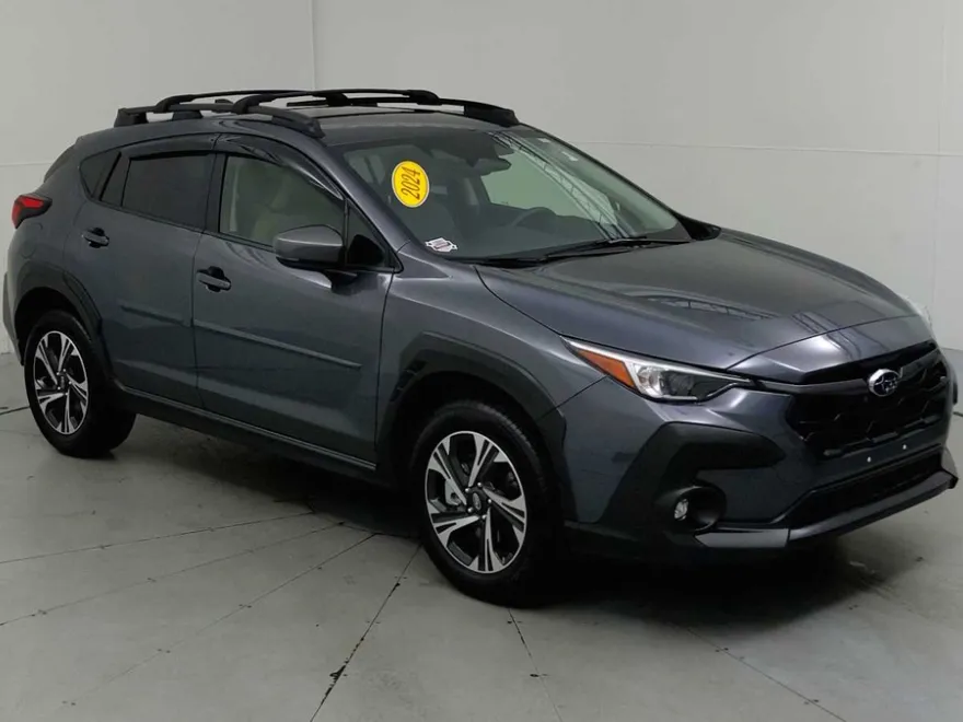 2024 Subaru Crosstrek Premium photo 1